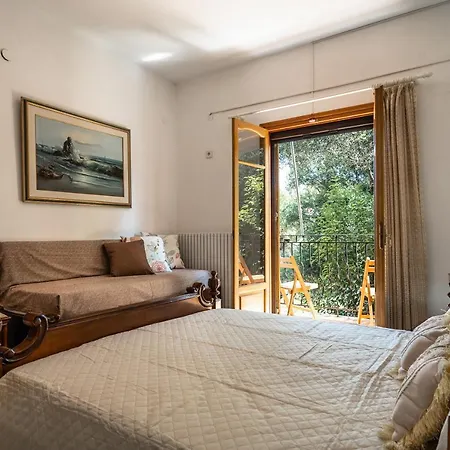 Makis Kefalonia Island